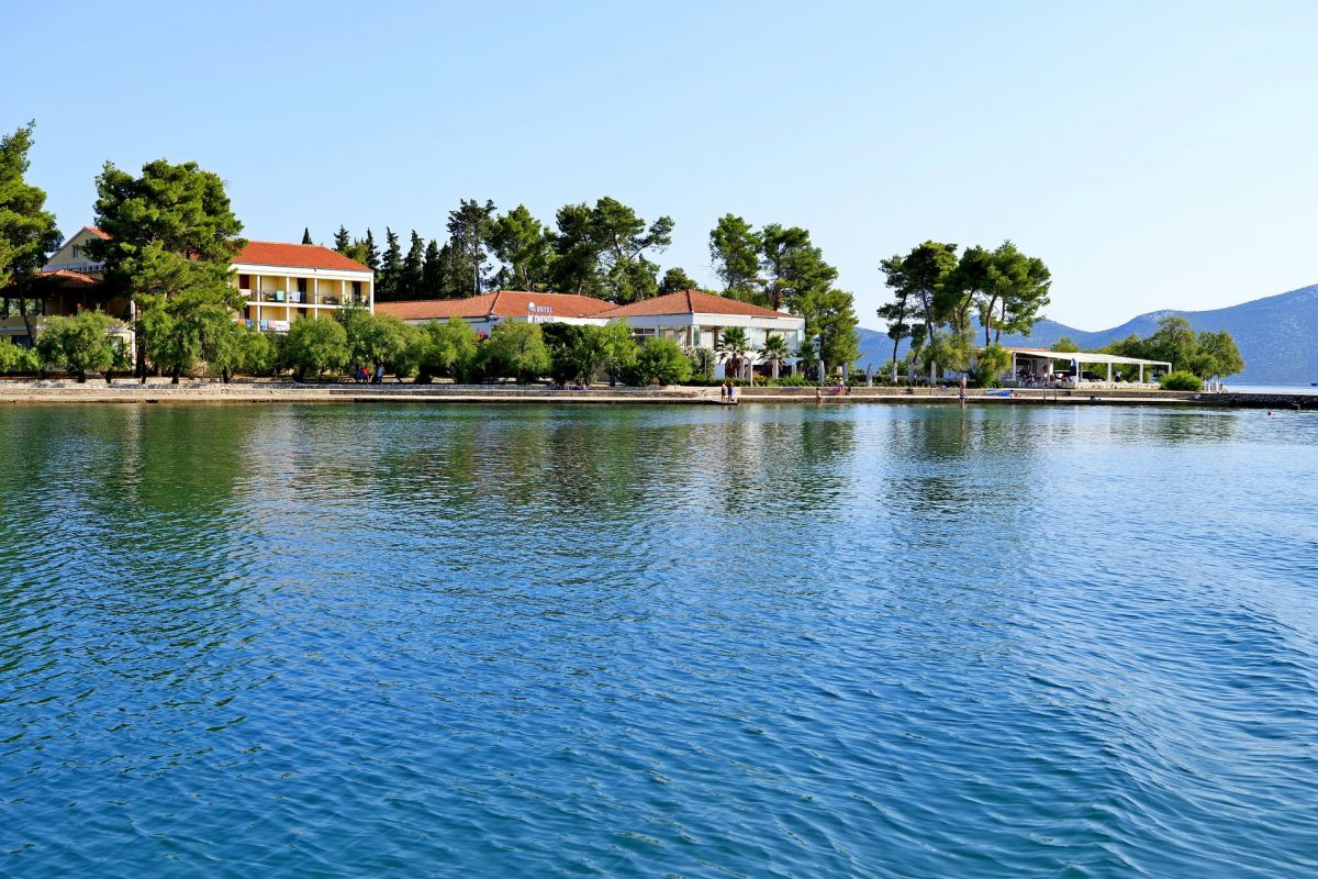 Looking for a vacation that will renew you? Hotel Korinjak on Iž offers relaxation, meditation, and vegan cuisine!