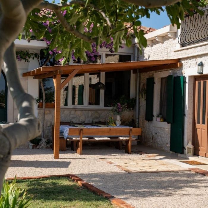 Sustainable Holiday in a Stone Villa: How Villa Vidonjica Preserved the Soul of the Ancestors Sustainable Holiday in a Stone Villa: How Villa Vidonjica Preserved the Soul of the Ancestors